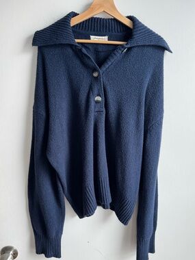 Free People Trading Up On Cotton Navy Long Sleeve Pullover